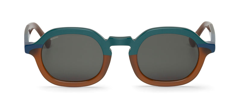 CLUB -  EL PATIO WITH CLASSICAL LENSES