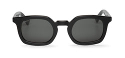 BLACK KERNS - WITH CLASSICAL LENSES
