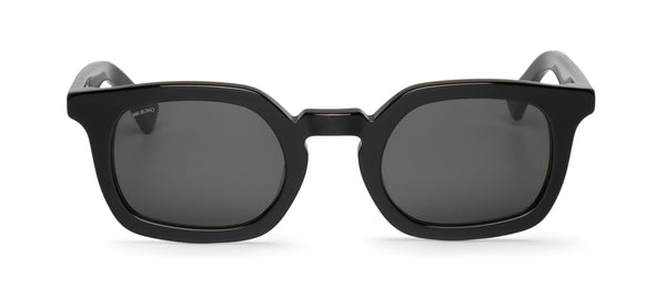 BLACK KERNS - WITH CLASSICAL LENSES