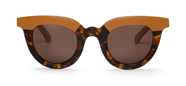 TOFFEE HAYES WITH CLASSICAL LENSES